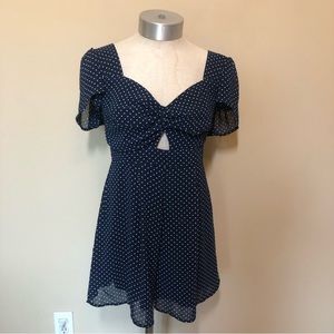 Sexy Rockabilly Pinup Girl Bombshell Polka Dot Keyhole Romper/Playsuit*VLV